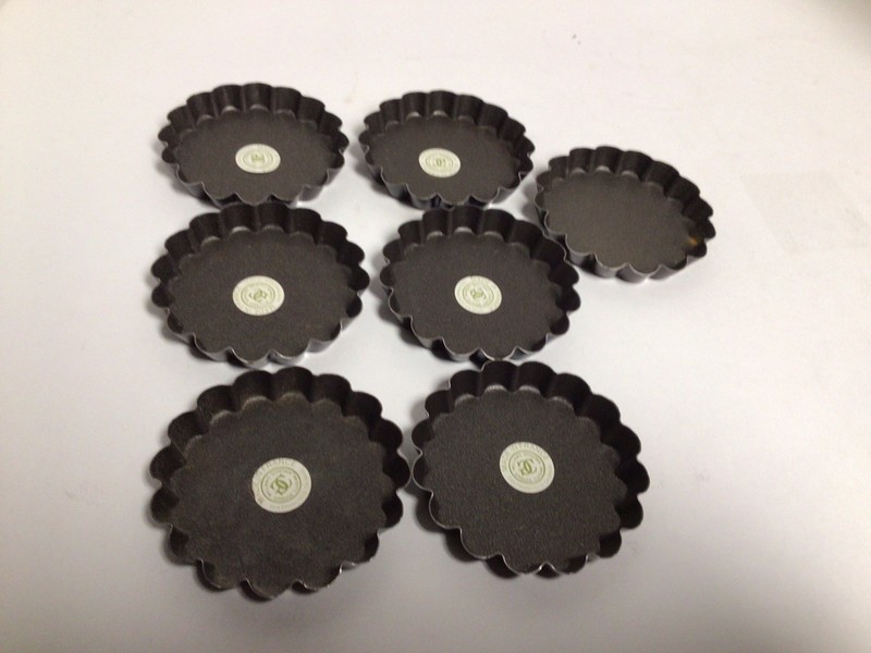 Mini Tart Tins Set Of 7 - 3” Round & Scalloped Edge 1/2” Deep Made In France
