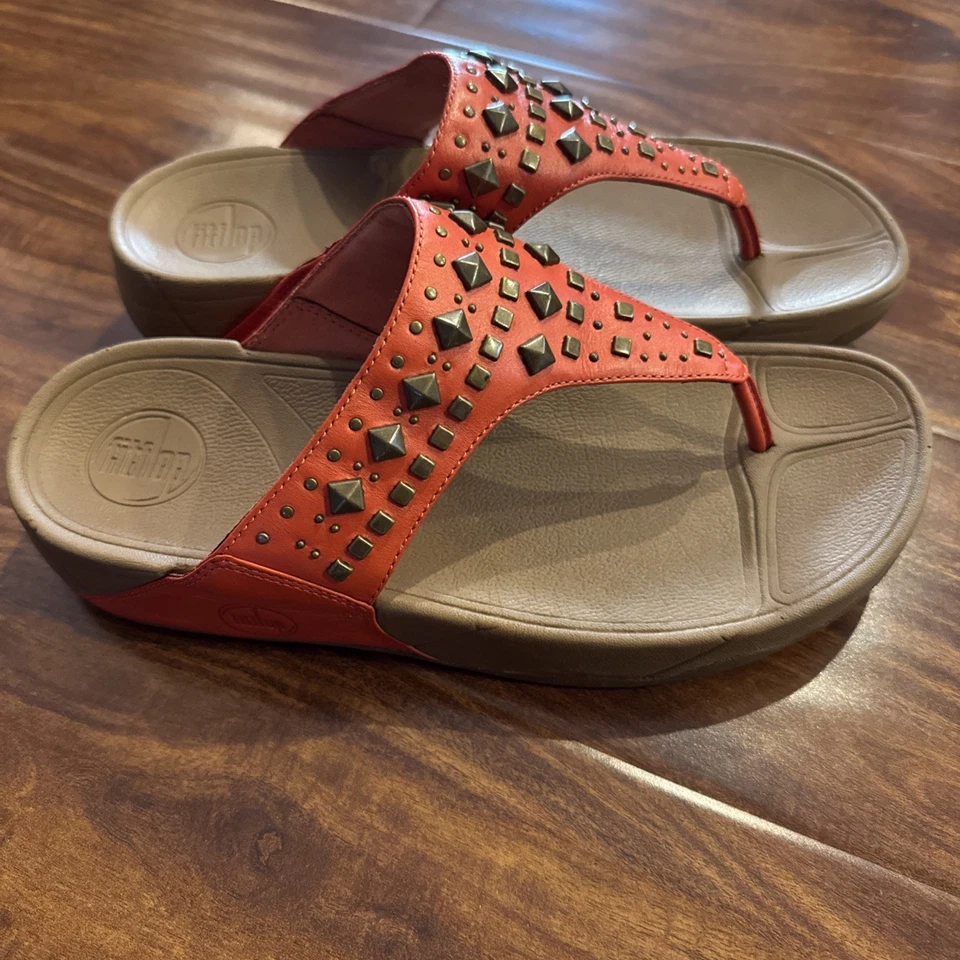 Chanclas FitFlop para mujer con tachuelas deslizables naranja talla 8 Foto 2 de 4