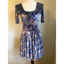 Kimchi Blue Floral Velvet mini Dress PurpleBlue whimsi dainty grunge y2k S fairy
