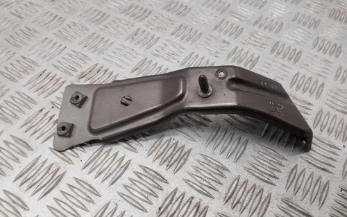 VW JETTA MK6 162, 163 Kotflügelhalter vorne links 5C6821137 1.60 34722699