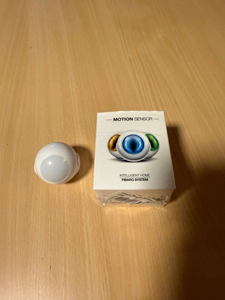 FIBARO Motion Sensor/ Z-Wave Plus Multisensor Temperatur, Licht+Bewegungssensor - Bild 2 von 2