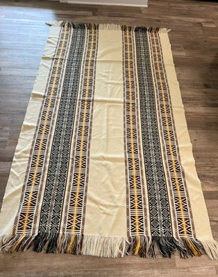 Vintage Handmade Peruvian Alpaca Wool Throw Blanket 80 x 48