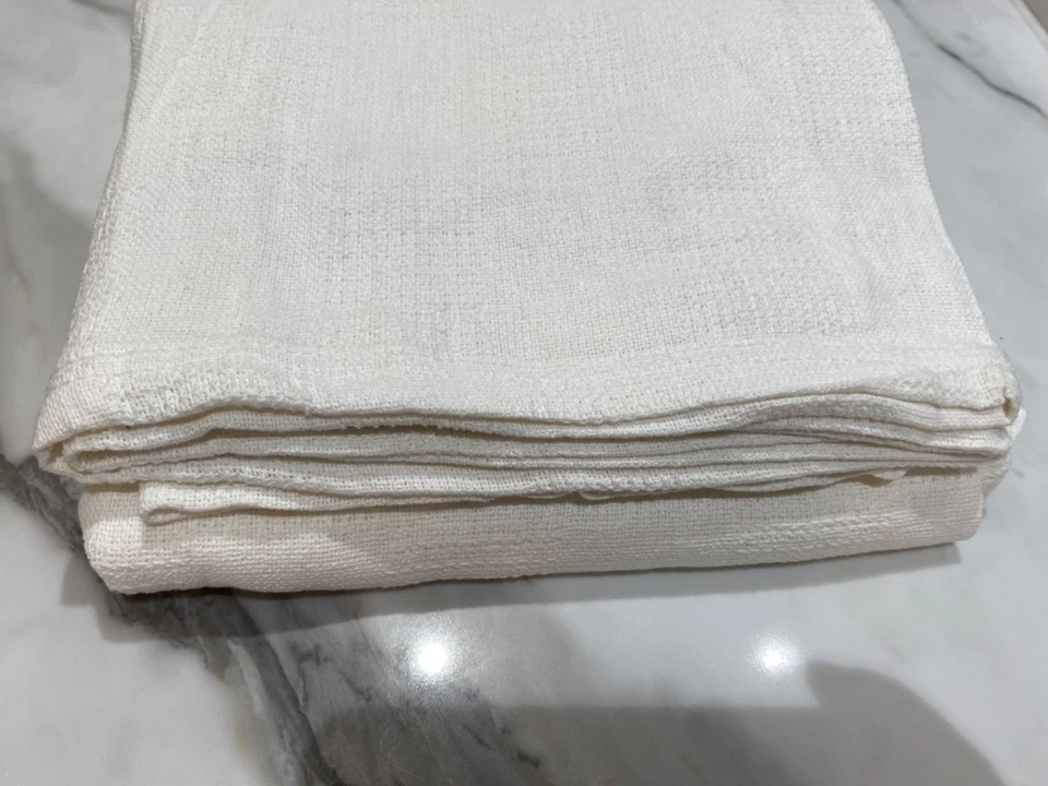 Manta térmica de hospital de algodón blanca 60x90 - suave y ligera Foto 3 de 4