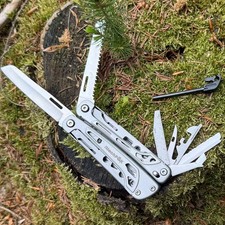 BlackFox Fortitude – Multitool aus Edelstahl mit 16 Funktionen & Nylonetui