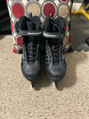 BLADERUNNER ONYX ADULT SIZE 11 RECREATIONAL SKATES REALLY NICE