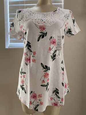 NWT Croft Barrow Womens XXL White Floral Short Sleeve Lace Trim Tee $26