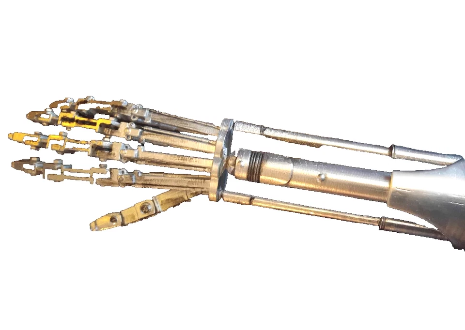 Terminator Arm T-800 3D Printed Movie Prop Replica Model Kit - Image 2 of 3