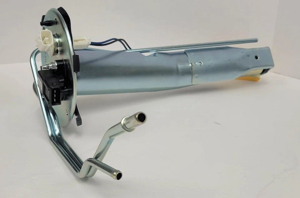 Mitsubishi Fuel Pump Module MR548361 for Mitsubishi Montero Sport 2001-2014 - Image 4 of 4