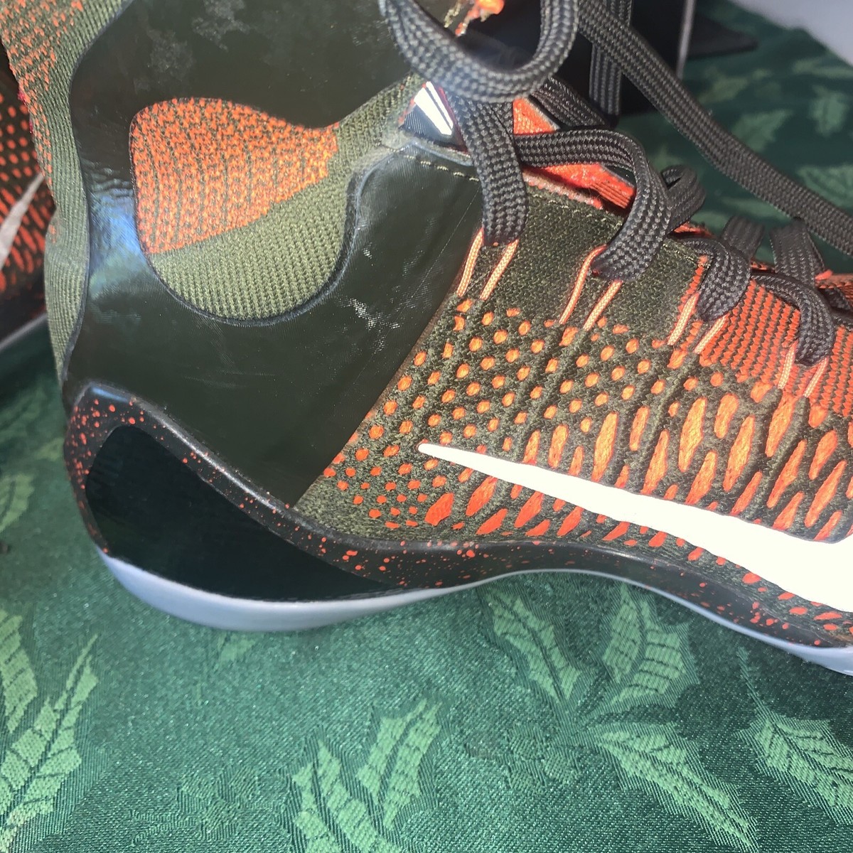 Used Nike Kobe IX 9 Elite Strategy Size 9.5 630847 303 Olive Used Nike Kobe IX 9 Elite Strategy Size 9.5 630847 303 Olive