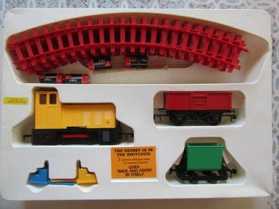 Triang Big Big Train Konvolut, Starter Set und Schienen, funktionsfähig