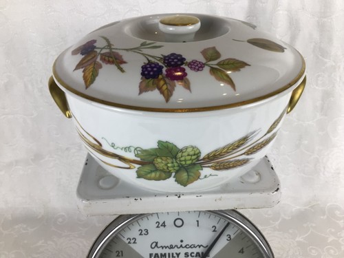 Worcester Evesham Gold 1961 Round Covered Casserole & Lid 7.5” Holds 5 cups VGUC - Picture 11 of 11