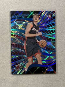2022-23 Panini Revolution Nikola Jovic RC Cosmic Parallel 13/99 Miami Heat #117