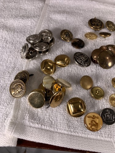 Vintage Sewing Buttons LARGE Mixed Lot RARE Bundle - Picture 4 of 12