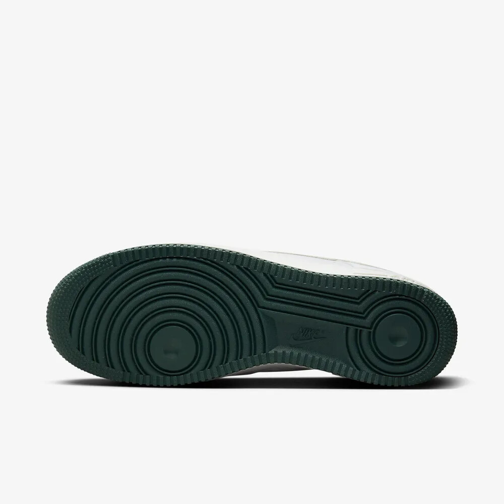 New Nike Air Force 1 '07 LV8 Low Shoes - White/ Vintage Green