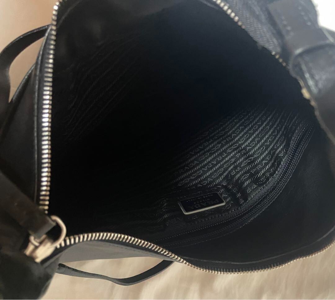 PRADA Vintage Leather Shoulder Bag 1999 FW Large Size Black