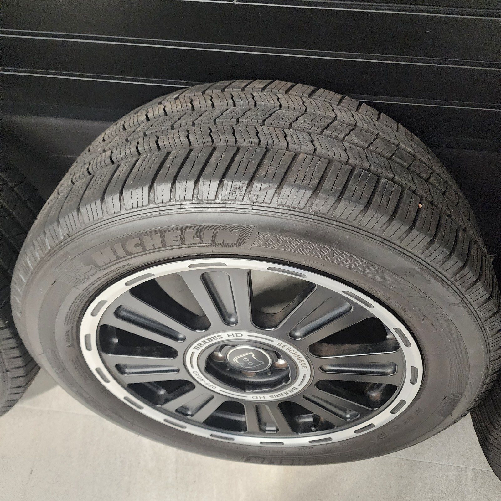 BRABUS HD offroad forged 20in wheels + tires. g63 g 4x4 squared