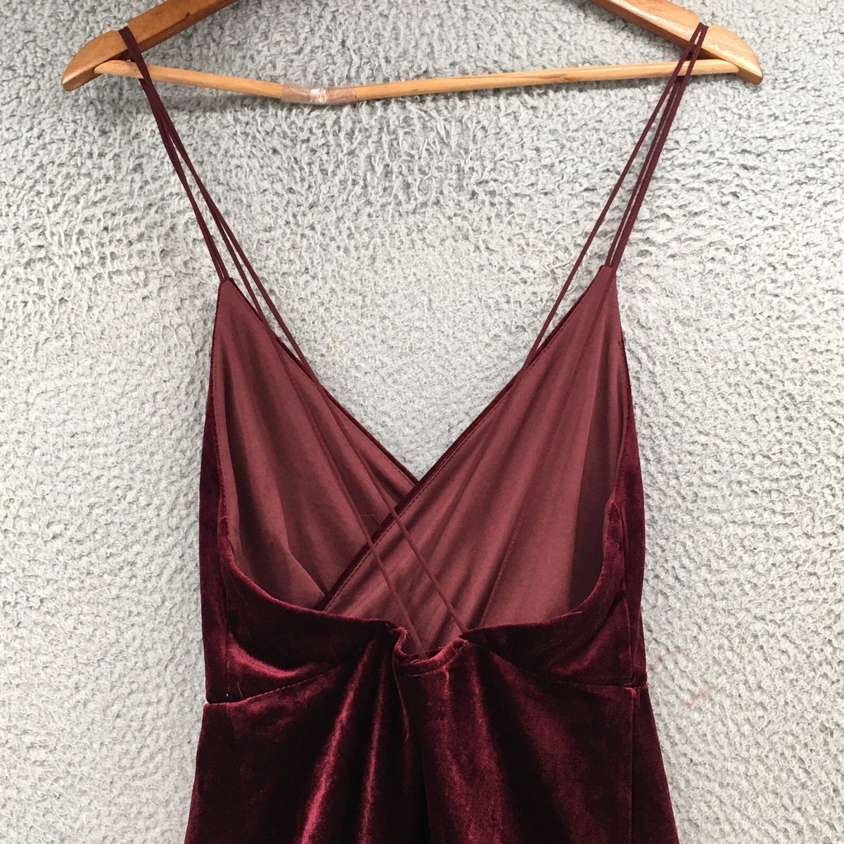 Fashion Nova Spaghetti Cross Strap Maxi Dress Womens M Burgundy Velvet Prom  | eBay