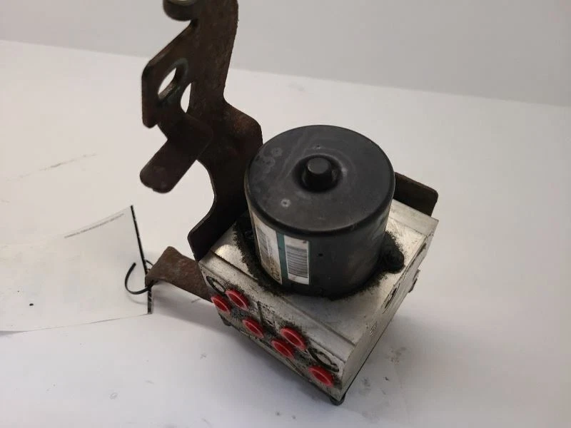 Антиблокировочная тормозная деталь в сборе идентификатор GMC ENVOY 2006 5,3 л 15813054 - Изображение 2 из 4