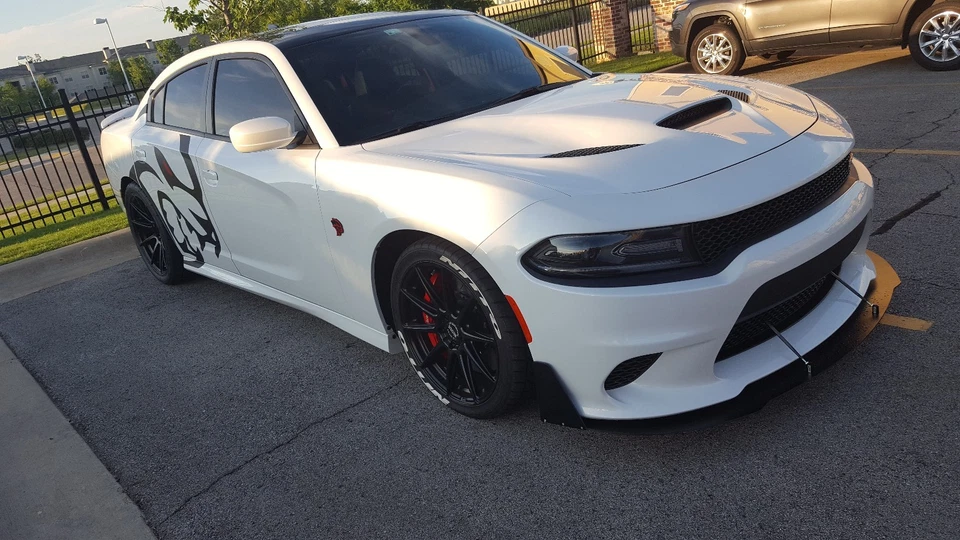 FRONT SPLITTER+WINGLETS&2 SUPPORT RODS for 15-23 CHARGER SRT, Scatpack, HELLCAT  - Image 4 of 4