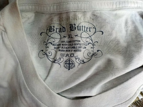 BRAD BUTTER Beige Crewneck T Shirt Metallic Gold Skulls SZ XL 100% Cotton NWT - Picture 4 of 4
