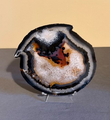 Bundle: Agate Slice with Druzy Crystals, Puck Light and Stand