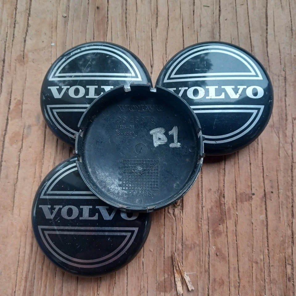 Volvo S60 S80 V40 V50 V70 XC70 XC90 center cap set 1998-2010 PN 86 46379 - Image 3 of 3