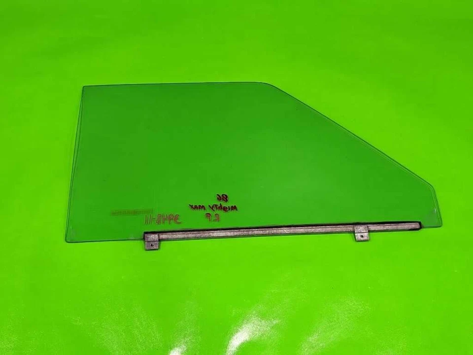 83-86 MIGHTY MAX PICKUP D50 PASSENGER RIGHT FRONT WINDOW DOOR GLASS OEM 3948-11 Foto 2 de 3