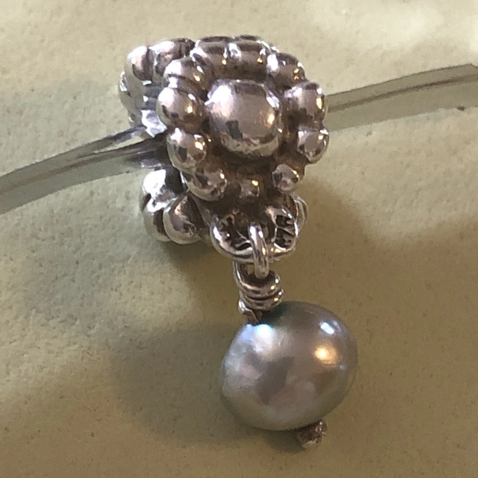 GENUINE PANDORA RAREST HOLY GRAIL TEAL PEARL CHARM - Image 4 of 4