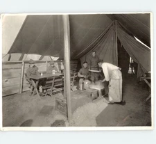 COOK Preps Soup in Field Tent with Soldiers EUROPE WWI 1917-18 Press Photo