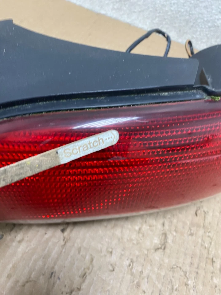 1996-2000 Chrysler Sebring Convertible Right Passenger Side Tail Light T7688 DW - Image 4 of 4