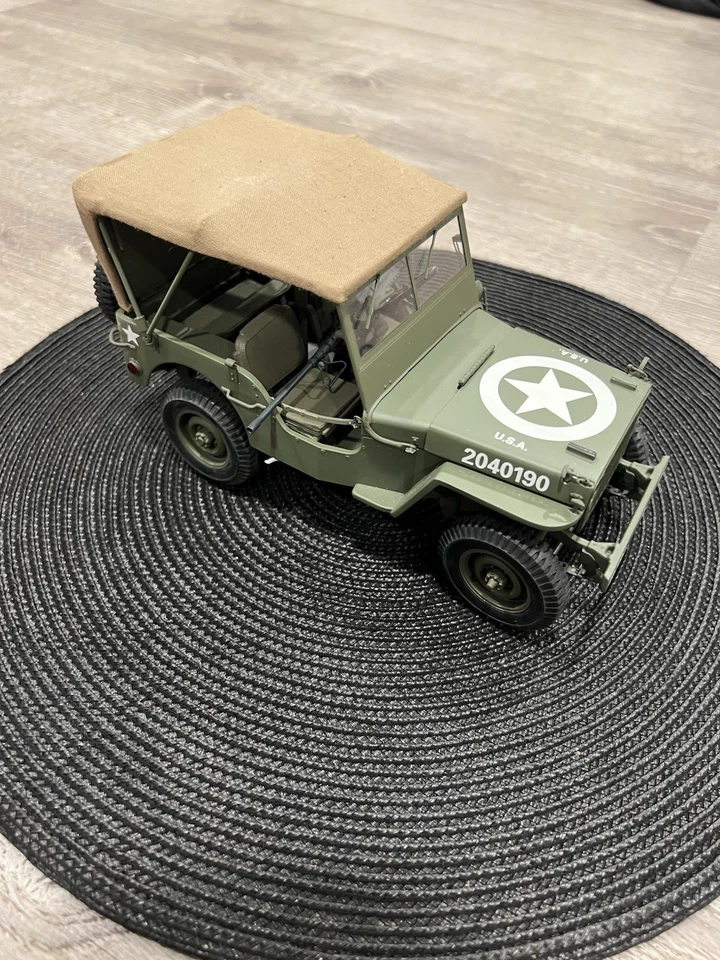 Jeep 1943 Segunda Guerra Mundial réplica modelo Danbury como nuevo MBI 1994 fundido a presión Foto 4 de 4