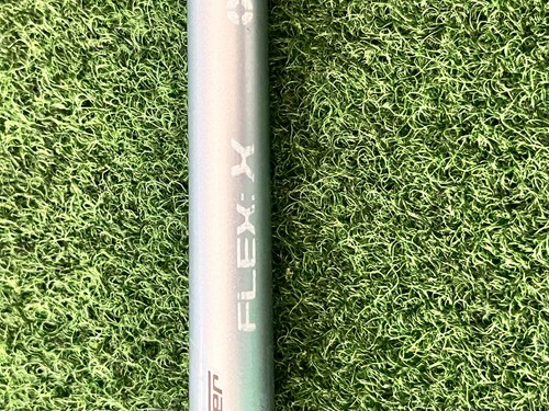 TAYLORMADE SIM2 9º DRIVER STIFF - Picture 9 of 11
