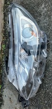 FARO PROIETTORE LATO PASSEGGERO PEUGEOT 2008 2016 al 2019 P/N 9825313780 Danneggiato