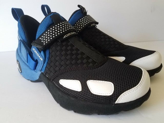 nike jordan trunner lx