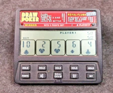 Radica 1992 Draw Poker 1410 Electronic Handheld Game  working great (C7B3)