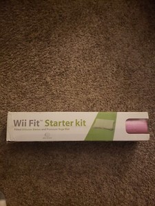 Wii Fit Starter Kit Premium Yoga Mat & Fitted Silicone Sleeve Pink NIB