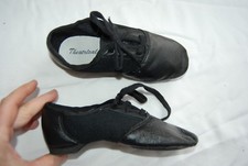 Black Leather Laced THEATRICALS Jazz Hip Hop Dance Shoes Toddler 13.5