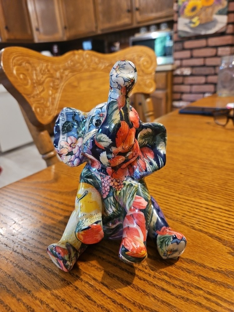 Vtg. Decoupage Sitting Elephant,  Floral Motif