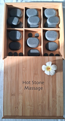 Hot Stone Massage Set in dekorativer Box zur angenehmen Entspannung und Massage