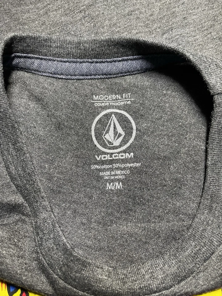 Volcom Pipe Pro North Shore Oahu Hawaii 2016 Shirt Medium NWOT Surf Tee - Image 4 of 4