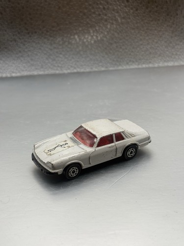 Vintage Corgi Junior THE SAINT'S White Jaguar XJ-S Cast Car Black Windows Rare!