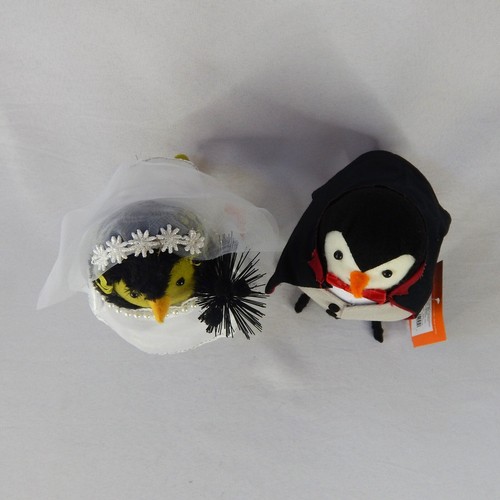 2 Target Birds 2023 Hyde Eek Halloween Costume Vampire Bride Feathery Friends - Picture 6 of 12