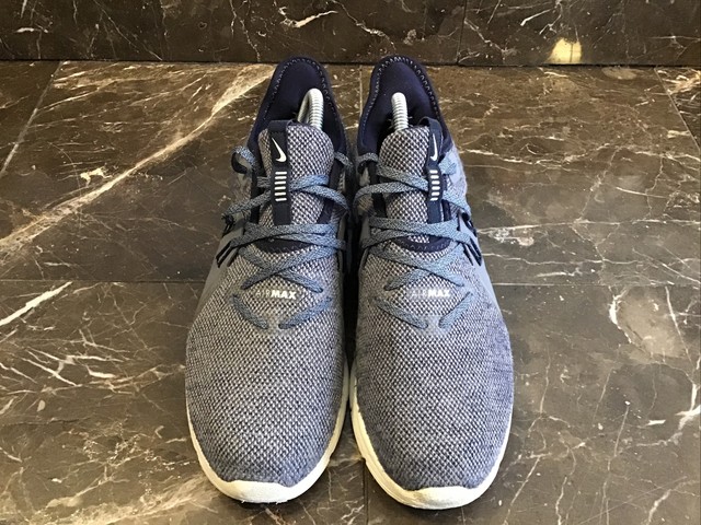 black nike trainers 4.5