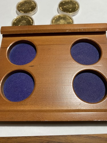 500 QUINCENTENNIAL GOLD COIN SET VINTAGE WITH WOODEN CASE - Picture 7 of 8