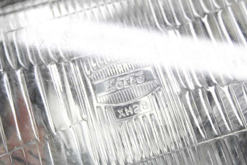 Yamaha Venture Royale Xvz1200d 1983 faro único lámpara luz OEM Foto 2 de 4