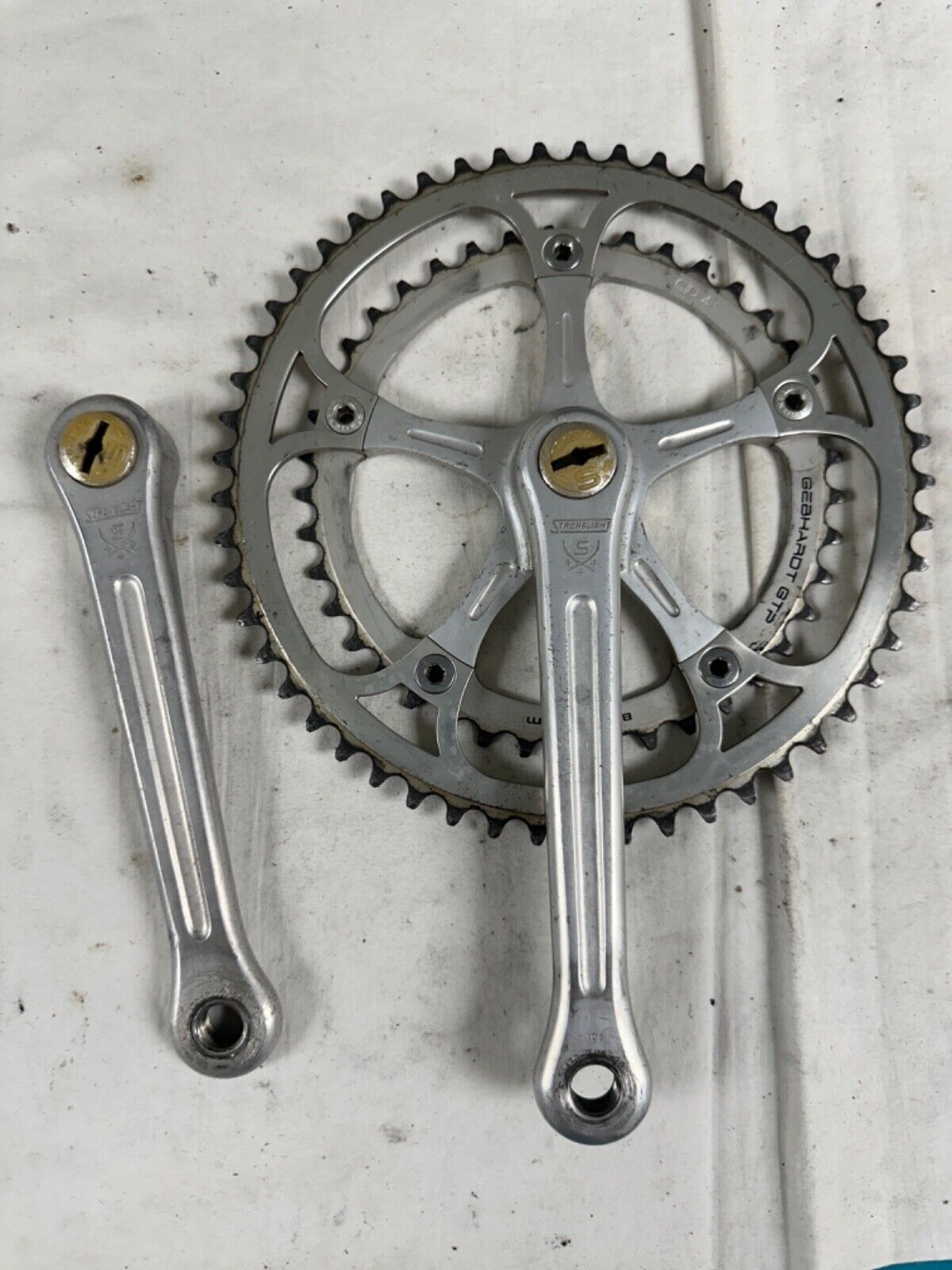 STRONGLIGHT CRANKSET STRONGLIGHT CRANKSET