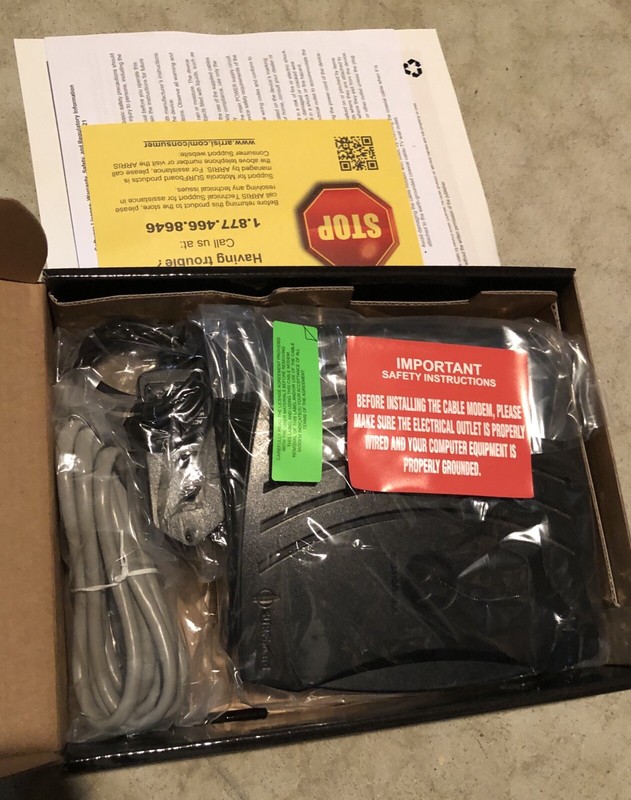 MOTOROLA Arris SurfBoard SB5101 Cable Internet Wifi Modem
