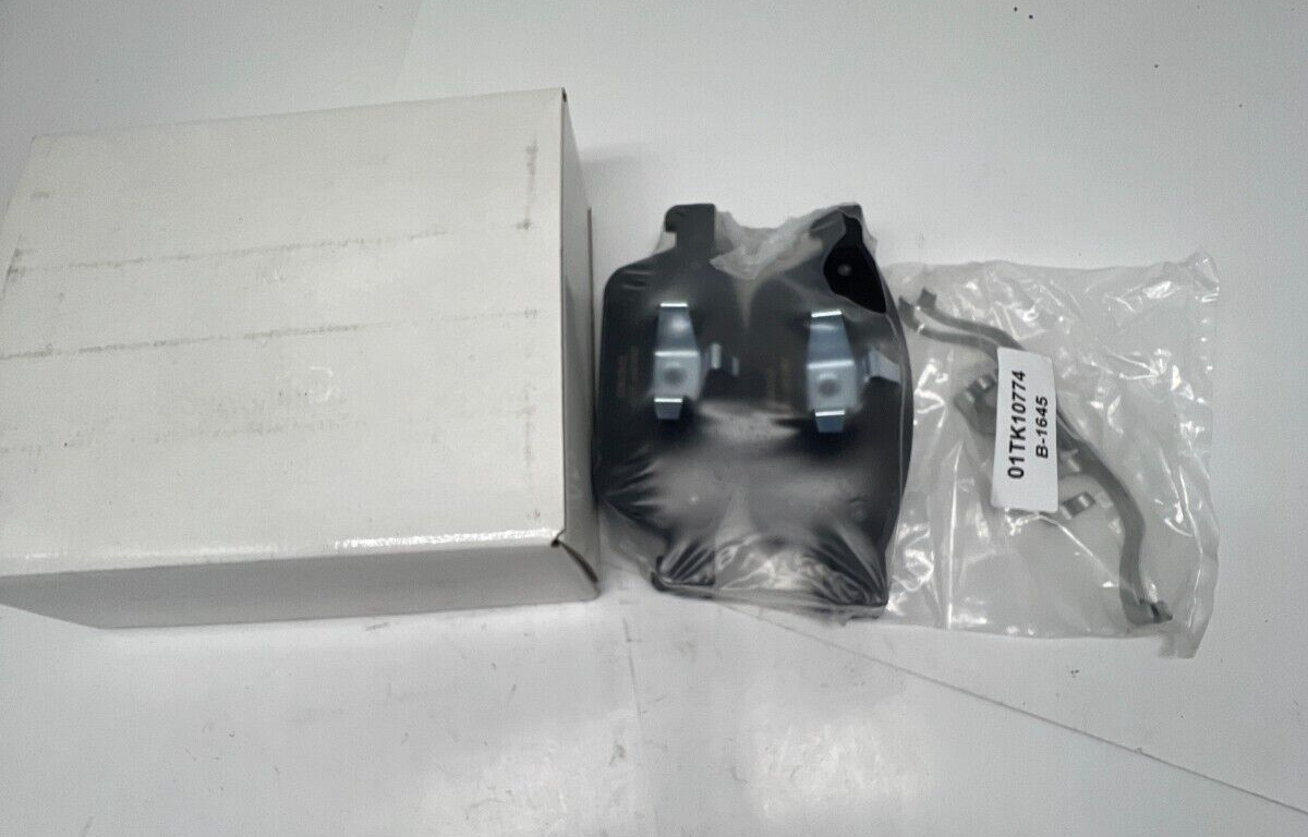 Brake Pad DB915FF 2039 231D1N23 With Hardware 01TK10774 B-1645 | eBay