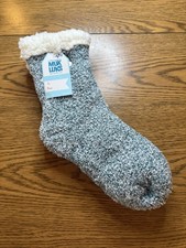 Muk Luks Cozy Gray Slipper Socks, Size S/M 6-8 , New With Tags