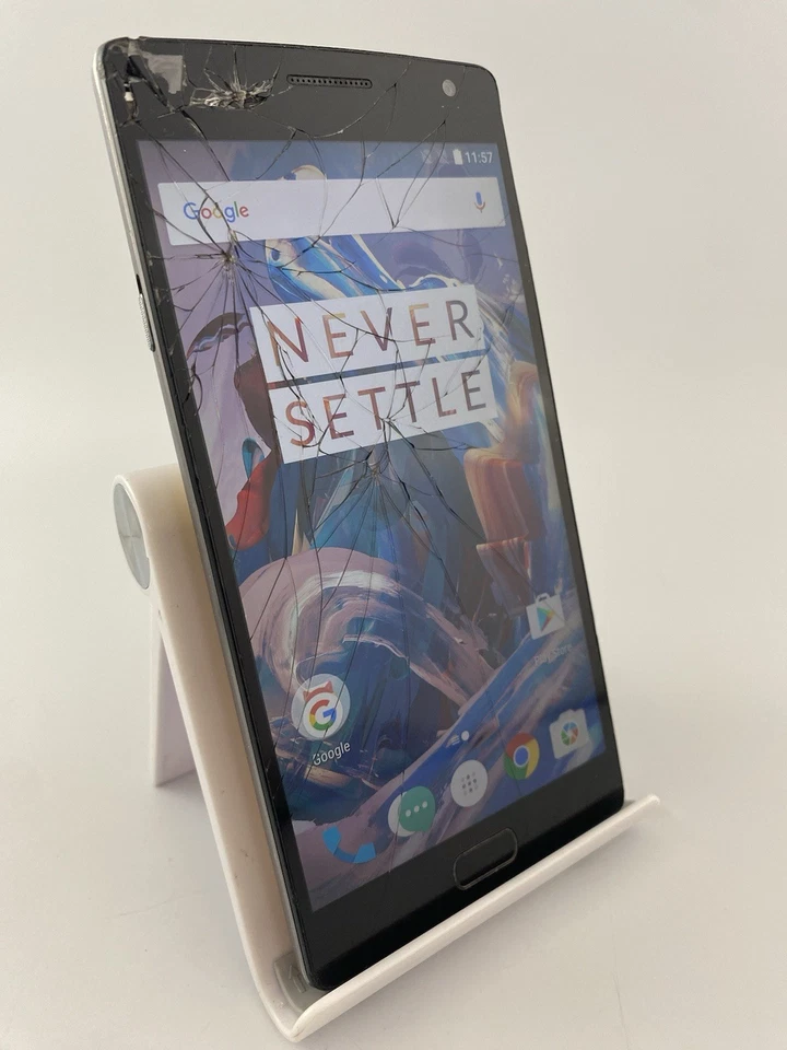 OnePlus 2 Wood Effect Unlocked  64GB 5.5" Fingerprint Android Smartphone Cracked - Image 4 of 4